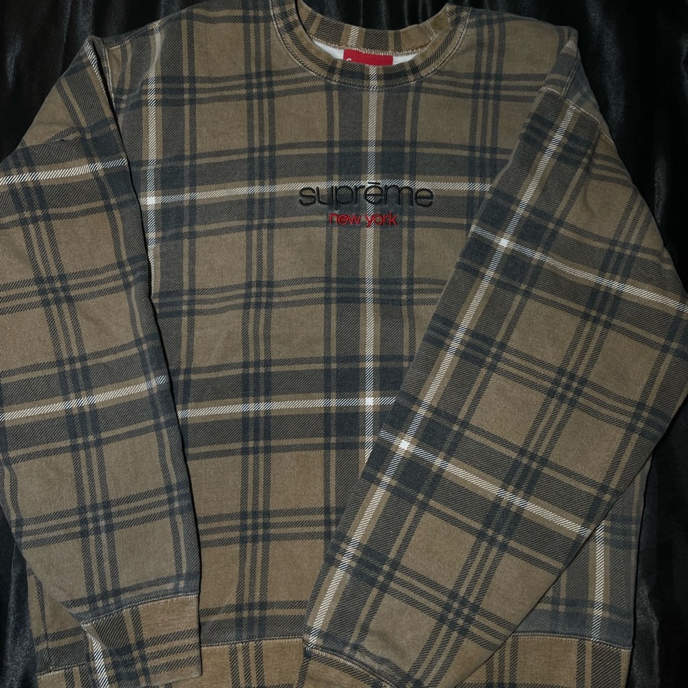 SUPREME PLAID CREWNECK!!!!!!